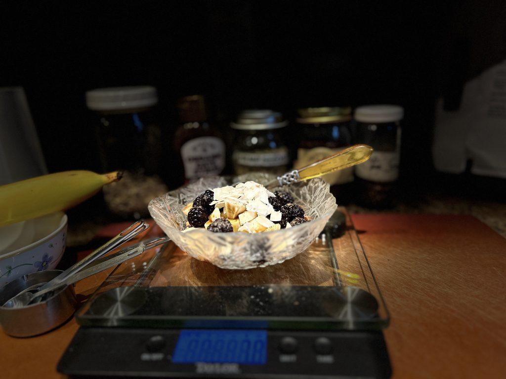 hEALTHY breakfast bowl